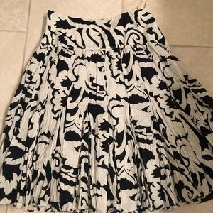 Inc Skirt size 4
